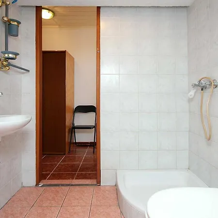 Studio Podaca 2613d * וליקי דרבניק